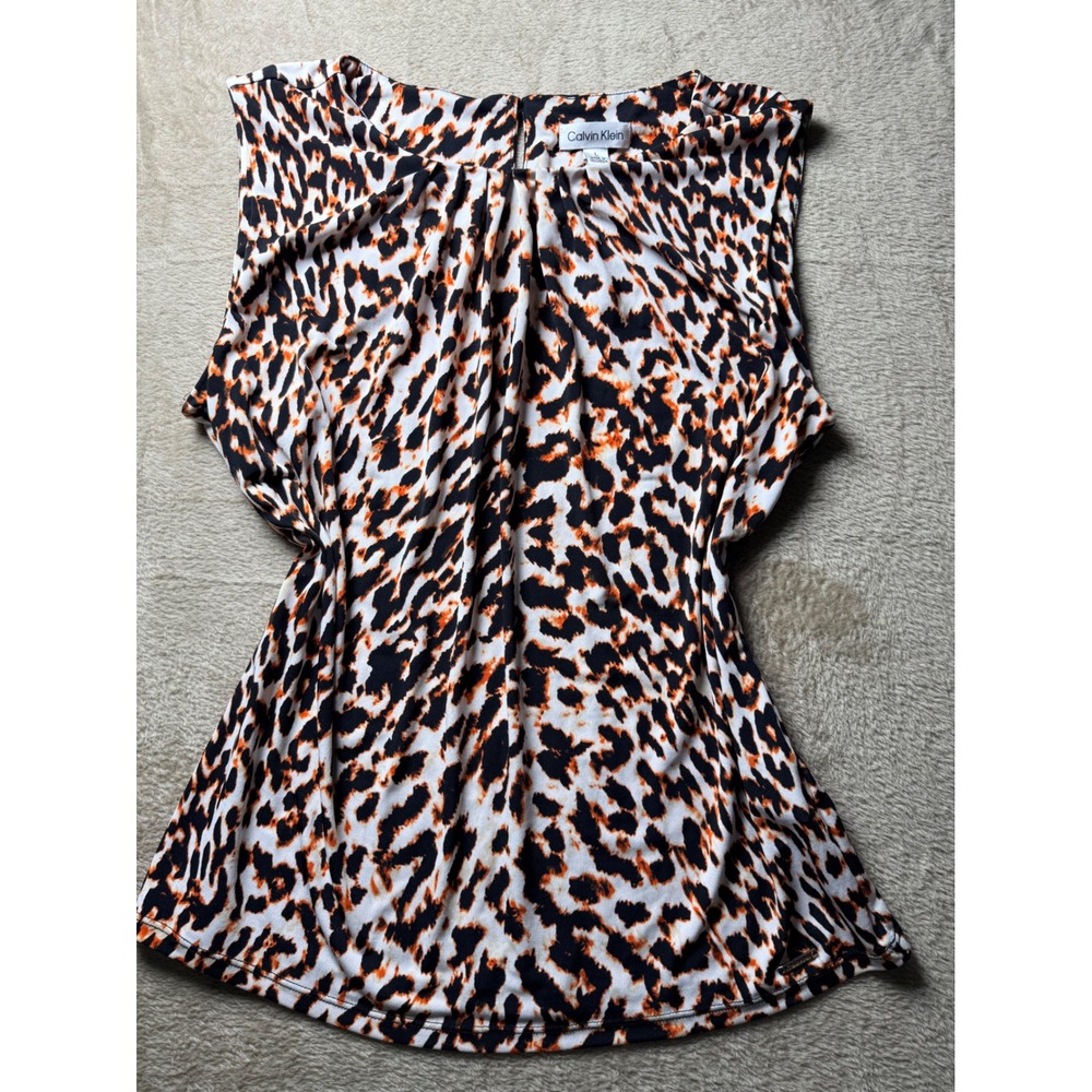 Calvin Klein Womens Leopard Print Sleeveless Pleated Blouse L Mob Wife Layering